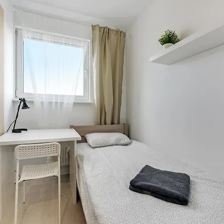 Cityrooms Startowa Gdansk Homestay *